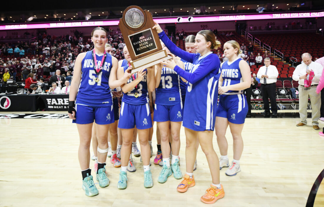 NewellFonda girls a state runnerup News, Sports, Jobs Messenger News